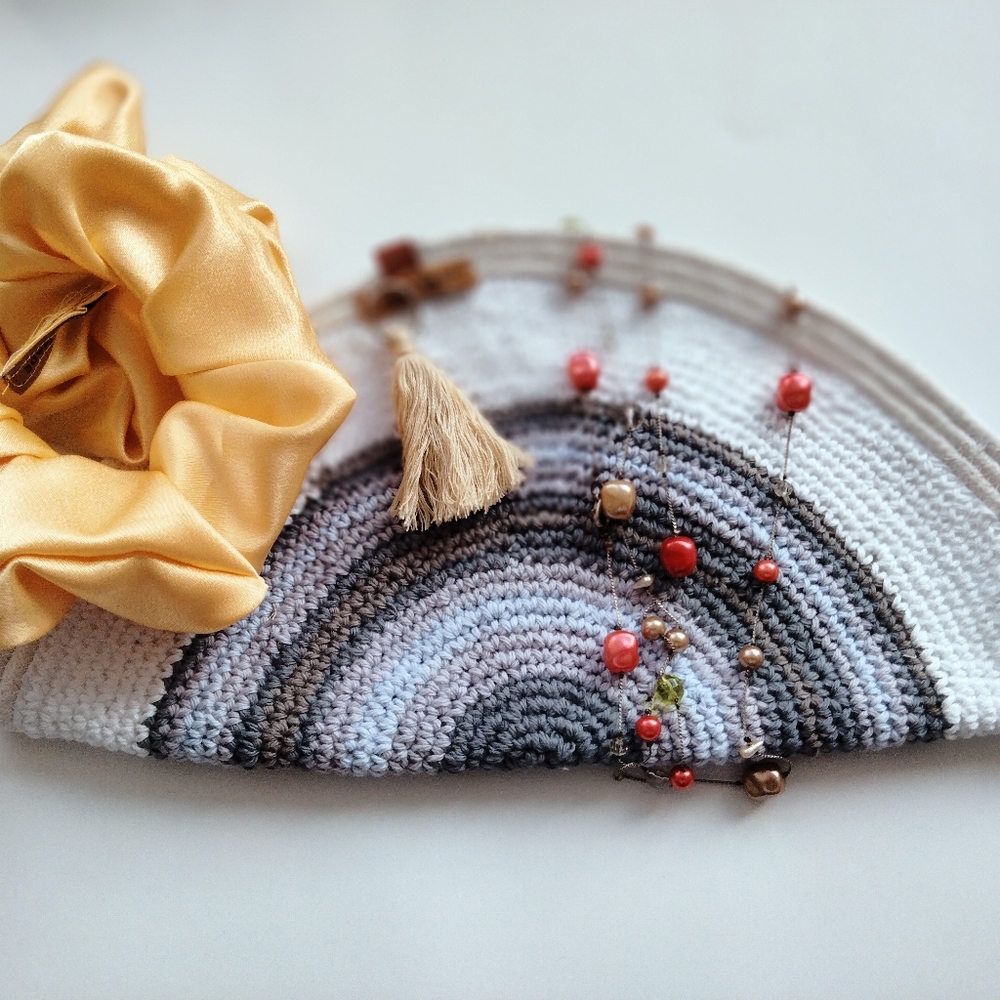 Handmade hand clutch crochet bag